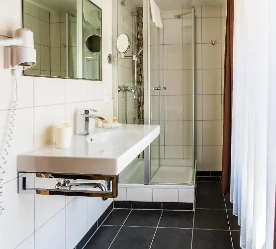 Beim Weinbauer Inn 3*